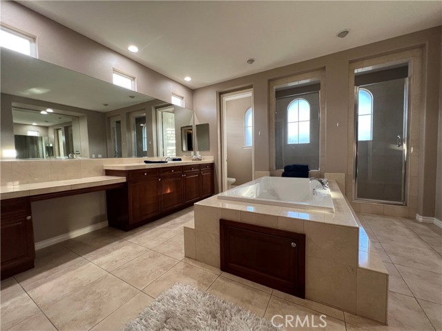 Detail Gallery Image 55 of 75 For 3795 Peregrine Cir, Corona,  CA 92881 - 5 Beds | 4/1 Baths