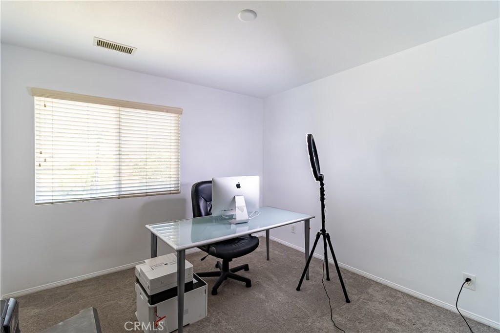 MLS #IV25180254 img 19