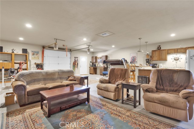 Detail Gallery Image 10 of 45 For 31542 Spinel, Lucerne Valley,  CA 92356 - 1 Beds | 1 Baths