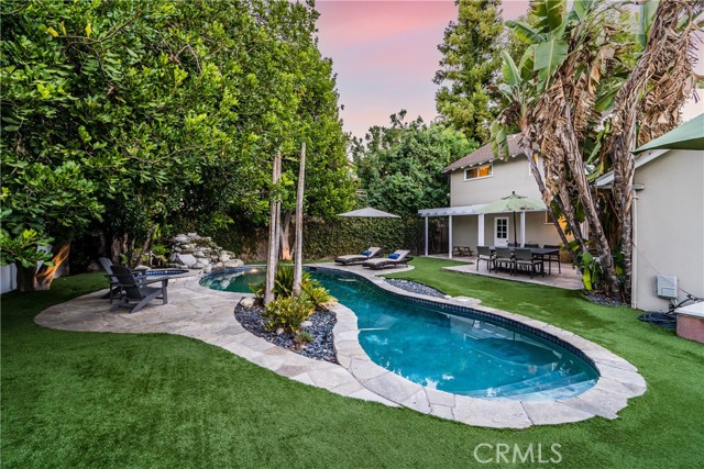 13047 Magnolia Boulevard photo 40