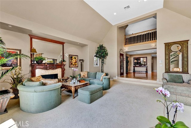 Detail Gallery Image 12 of 75 For 10302 Broadview Place, North Tustin,  CA 92705 - 5 Beds | 4/1 Baths