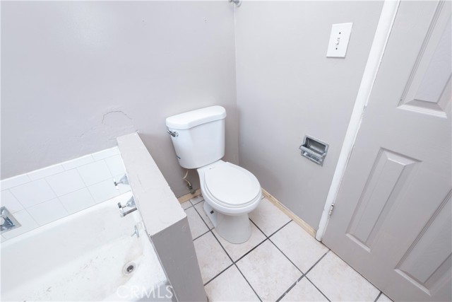 2306 W Cedarwood Street, West Covina CA: https://media.crmls.org/medias/837f6e68-3b12-4d0c-ba66-87d380afdfa5.jpg