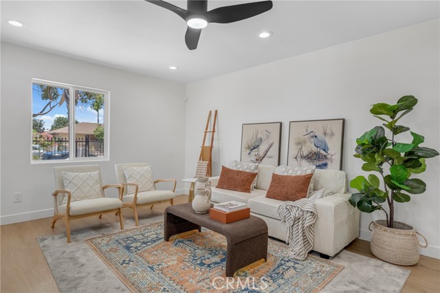 314 N Jackson Street, Santa Ana CA: https://media.crmls.org/medias/837ff9b0-9ec8-435f-a22d-d994f313cb1b.jpg