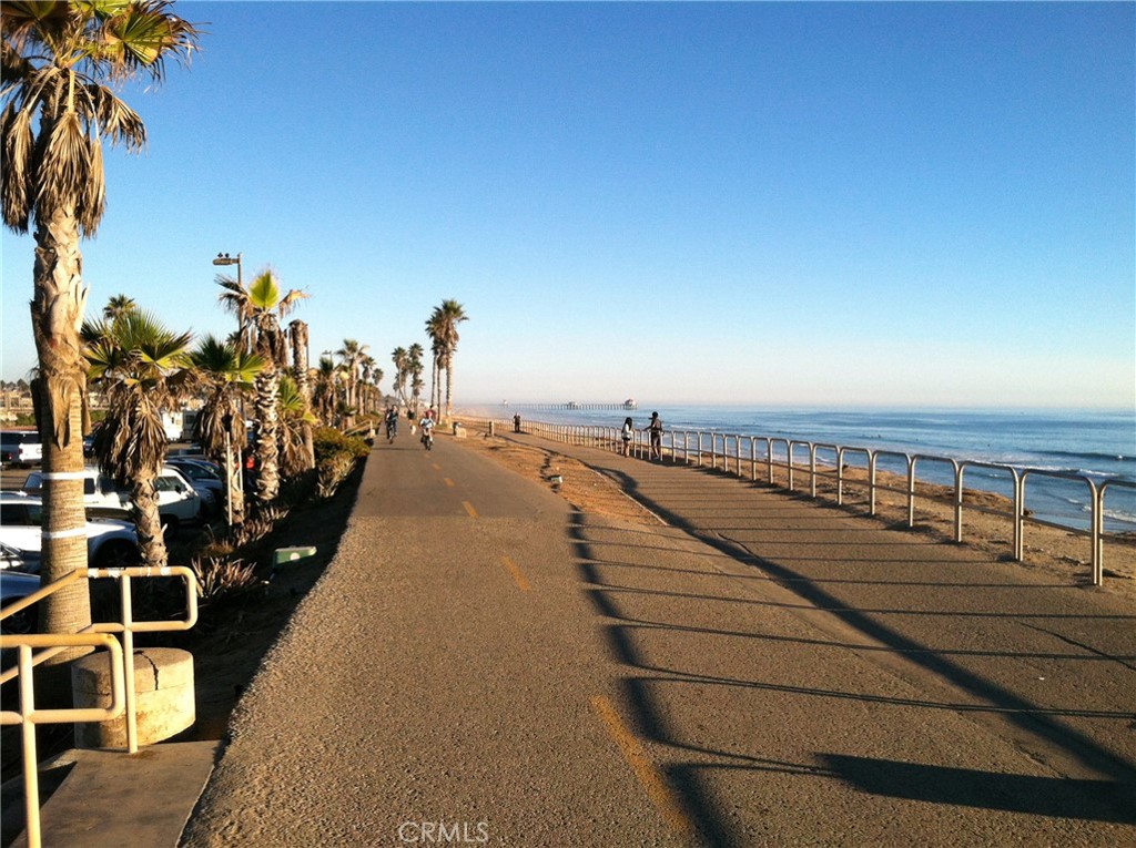 MLS #OC25122367 img 2