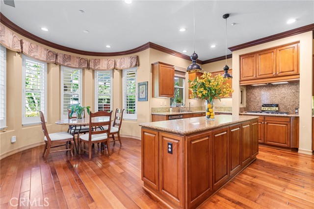 Detail Gallery Image 12 of 54 For 15 Calle Angelitos, San Clemente,  CA 92673 - 5 Beds | 5/1 Baths