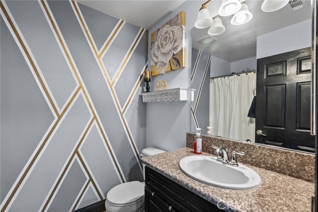 26120 Goldman Place, Saugus CA: https://media.crmls.org/medias/8380418c-fd5b-4e41-ae22-b3784837a0f7.jpg