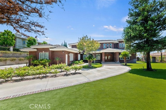 Detail Gallery Image 4 of 75 For 6975 Wyndham Hill Dr, Riverside,  CA 92506 - 4 Beds | 4/1 Baths