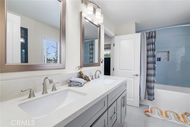 1161 Ravencrest Road, North Tustin CA: https://media.crmls.org/medias/83829957-2eaa-4a56-8b82-4a3d9012bb86.jpg