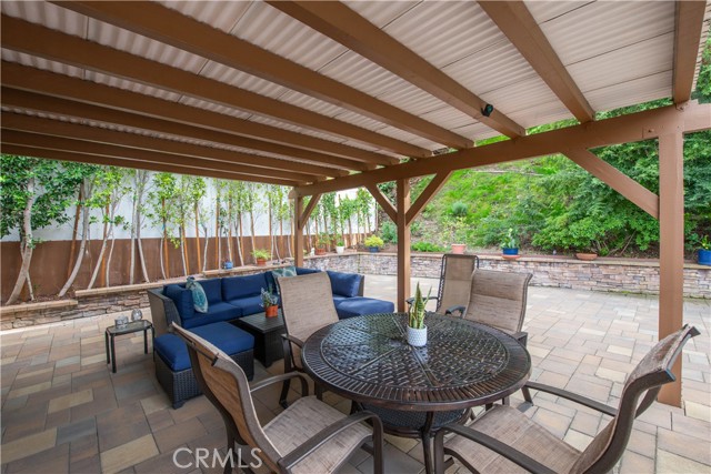 Detail Gallery Image 23 of 26 For 16534 Bosque Dr, Encino,  CA 91436 - 3 Beds | 2/1 Baths