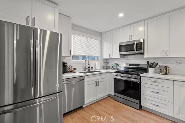 Detail Gallery Image 2 of 17 For 6537 Sheltondale, West Hills,  CA 91307 - 3 Beds | 2 Baths