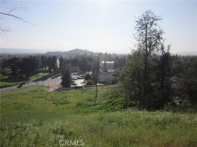 Image 9 of 12 For 11819 Kagel Canyon