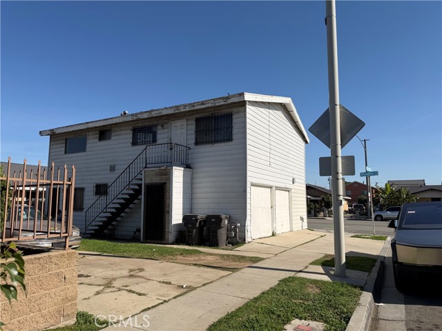 Detail Gallery Image 4 of 10 For 1431 Alamitos Ave, Long Beach,  CA 90813 - – Beds | – Baths