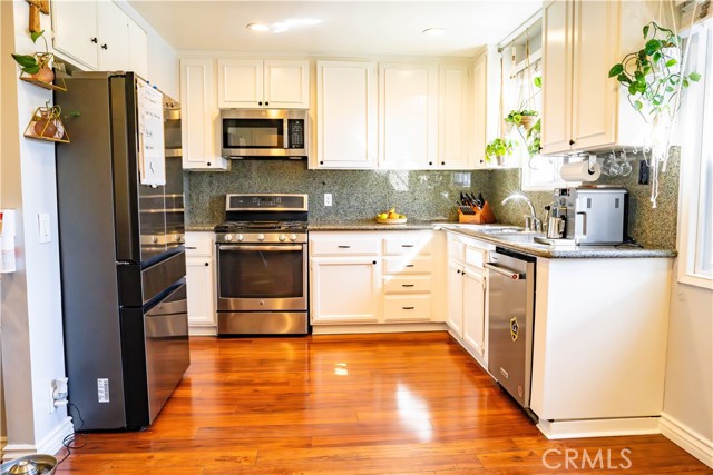 Detail Gallery Image 16 of 44 For 18711 Cerise Ave, Torrance,  CA 90504 - 3 Beds | 2 Baths