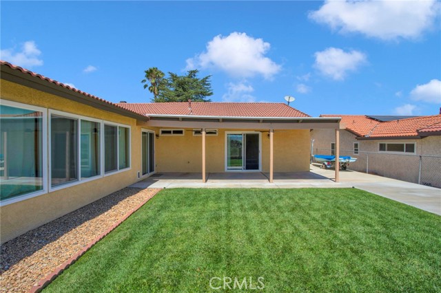 17965 Fremontia Lane, Victorville CA: https://media.crmls.org/medias/8385fd37-acd6-45b5-b0a5-a62ec8058450.jpg