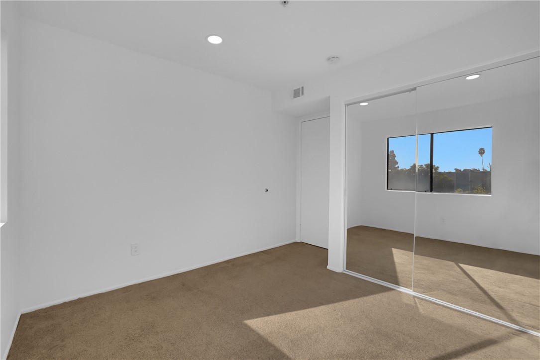 Detail Gallery Image 26 of 32 For 657 S Marengo Ave #7,  Pasadena,  CA 91106 - 3 Beds | 2/1 Baths