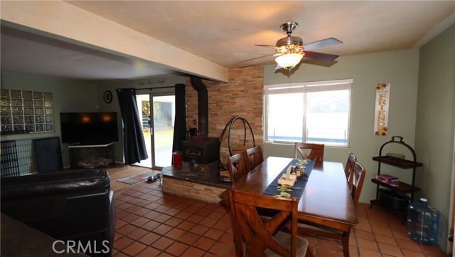 Detail Gallery Image 14 of 42 For 11420 North Dr, Clearlake,  CA 95422 - 6 Beds | 3 Baths