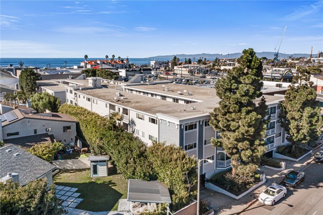 2411 Prospect Avenue, Hermosa Beach, California 90254, 1 Bedroom Bedrooms, ,1 BathroomBathrooms,Residential,Sold,Prospect,SB21264033