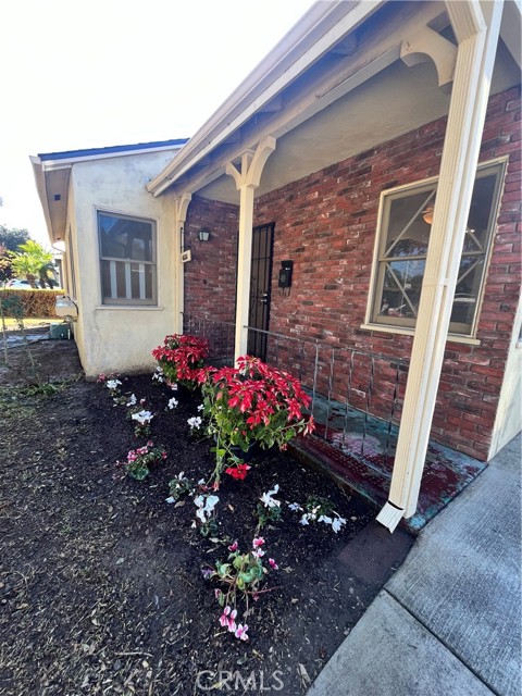 Detail Gallery Image 2 of 11 For 4136 Eileen St, Riverside,  CA 92504 - 4 Beds | 2 Baths