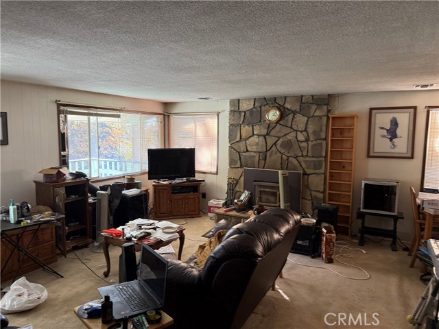 Detail Gallery Image 17 of 25 For 31776 Panorama Rd, Running Springs,  CA 92382 - 4 Beds | 2 Baths