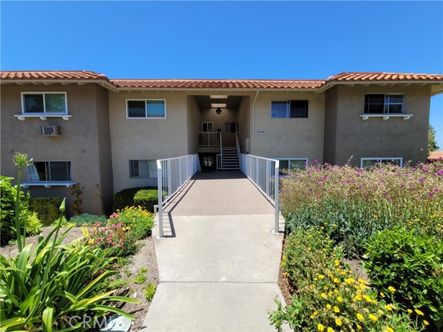 2296 Via Puerta #C, Laguna Woods, CA 92637