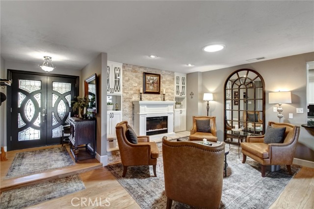 Image 12 of 75 For 22637 Cascade