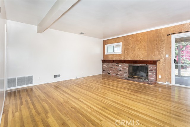 10436 Columbus Avenue photo 37