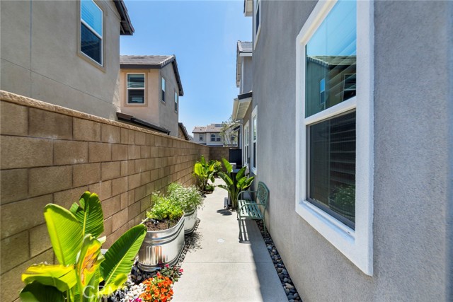 Detail Gallery Image 12 of 63 For 26063 Wagon Dr, San Juan Capistrano,  CA 92675 - 4 Beds | 4 Baths