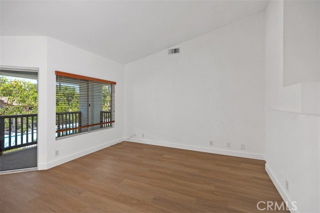 Detail Gallery Image 5 of 28 For 61 Rabano, Rancho Santa Margarita,  CA 92688 - 2 Beds | 2 Baths