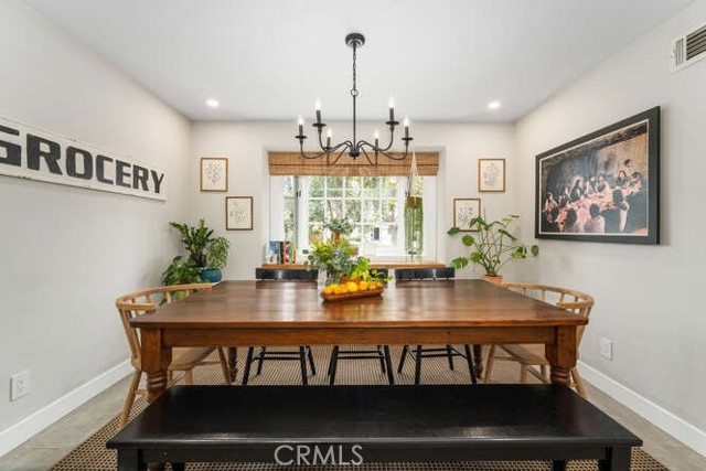3650 Claremore Avenue, Long Beach CA: https://media.crmls.org/medias/838e9a85-8158-4538-a4fb-9d98966da992.jpg