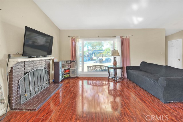 Detail Gallery Image 4 of 26 For 14266 Beckner St, La Puente,  CA 91746 - 3 Beds | 2 Baths