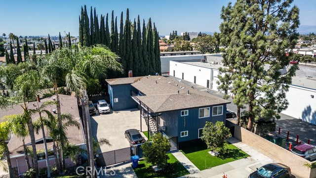 Detail Gallery Image 2 of 20 For 11221 Pangborn Ave, Downey,  CA 90241 - – Beds | – Baths