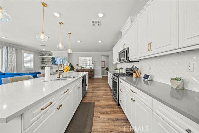 Detail Gallery Image 13 of 42 For 36035 Pepperdine Ct, Winchester,  CA 92596 - 4 Beds | 2 Baths