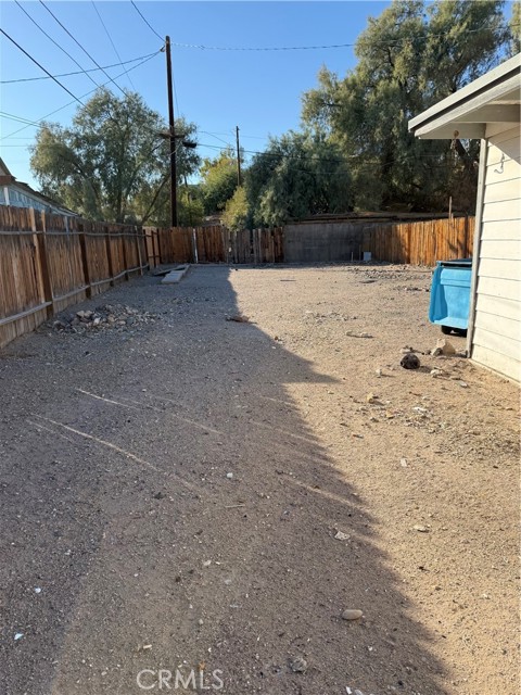 Detail Gallery Image 14 of 16 For 406 D St, Needles,  CA 92363 - 2 Beds | 1 Baths