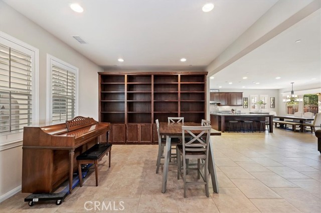 27881 Seneca Court, Menifee CA: https://media.crmls.org/medias/83921c36-9f93-4017-afc4-f21a9af13601.jpg