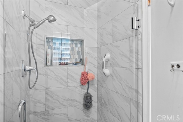 Detail Gallery Image 24 of 37 For 25536 Old Course Way, Valencia,  CA 91355 - 3 Beds | 2 Baths
