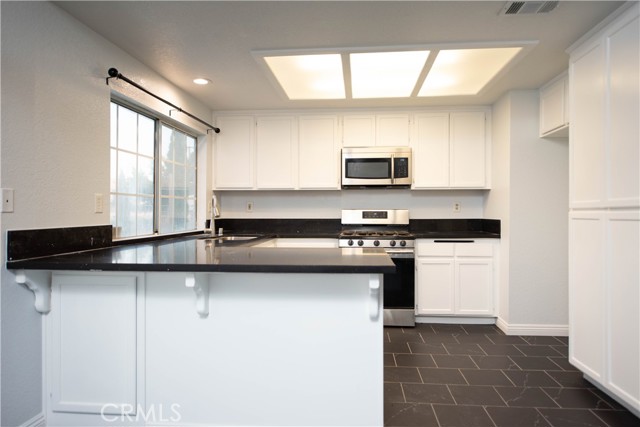 Detail Gallery Image 21 of 27 For 11875 Morning Star Rd, Apple Valley,  CA 92308 - 4 Beds | 2 Baths