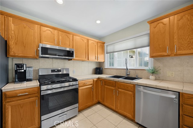 Detail Gallery Image 16 of 34 For 8158 Poinsettia Dr, Buena Park,  CA 90620 - 3 Beds | 2/1 Baths