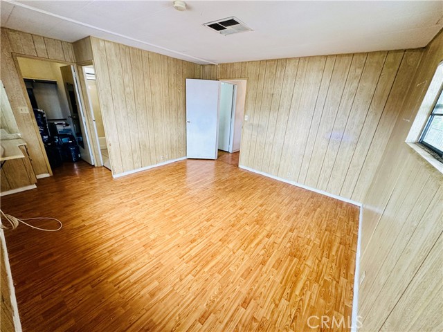 Detail Gallery Image 18 of 31 For 323 N Euclid St #148,  Santa Ana,  CA 92703 - 4 Beds | 2 Baths
