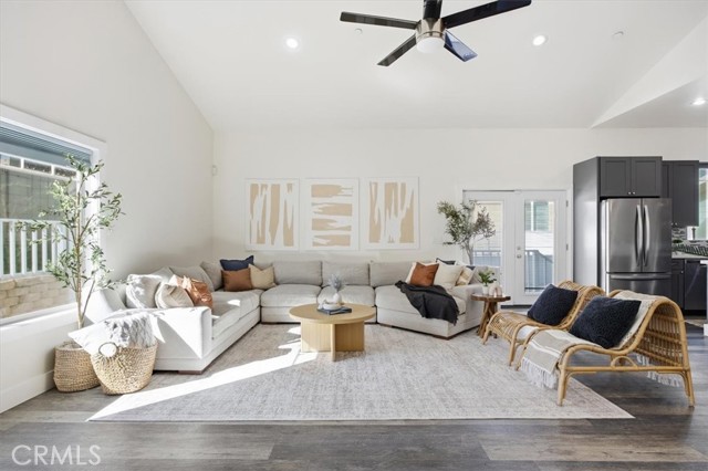 Detail Gallery Image 17 of 25 For 1224 243rd St, Harbor City,  CA 90710 - 3 Beds | 2/1 Baths