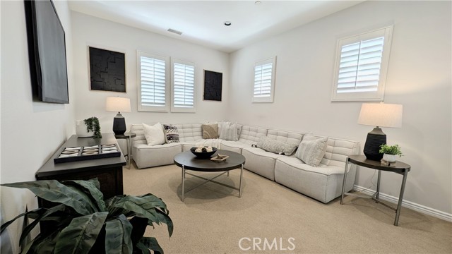 Detail Gallery Image 15 of 21 For 22 Ridge Valley, Irvine,  CA 92618 - 3 Beds | 3/1 Baths