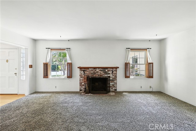 8847 Naomi Avenue, San Gabriel CA: https://media.crmls.org/medias/8396ccca-8def-4a52-8321-044510d5979f.jpg