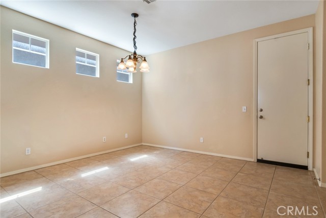 11153 Morningstar Place, Loma Linda CA: https://media.crmls.org/medias/83987c6c-6547-4270-93ab-3a8c55d87d74.jpg