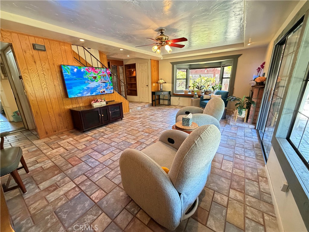 4916 Euclid Court - photo 12