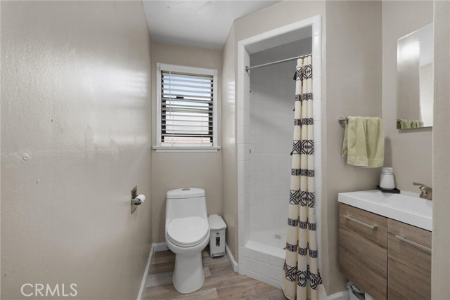 Detail Gallery Image 31 of 38 For 1232 Castaic Ave, Bakersfield,  CA 93308 - 5 Beds | 2 Baths