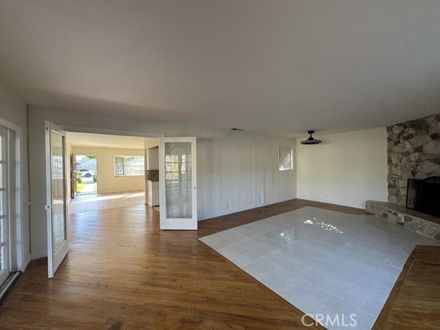 Detail Gallery Image 8 of 10 For 5501 Stardust, Huntington Beach,  CA 92647 - 3 Beds | 2 Baths