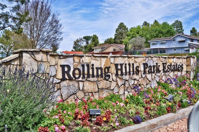 Rolling Hills Park Estates Community