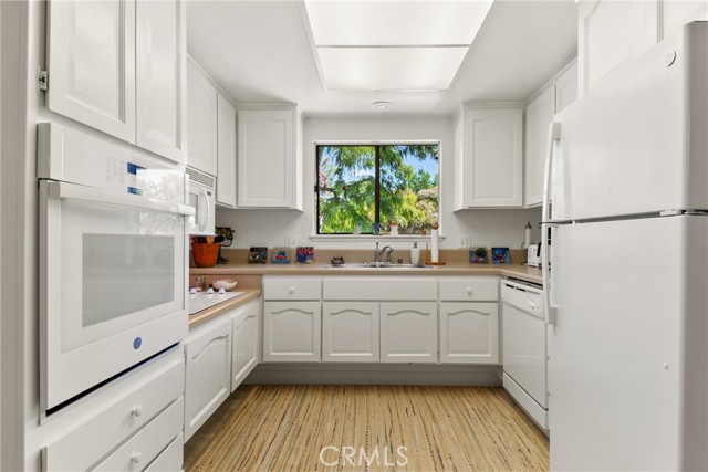 Detail Gallery Image 17 of 25 For 922 Avenida Majorca #O,  Laguna Woods,  CA 92637 - 1 Beds | 1 Baths