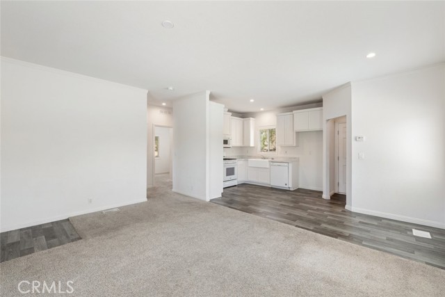 Image 49 of 70 For 41559 Floyd Court