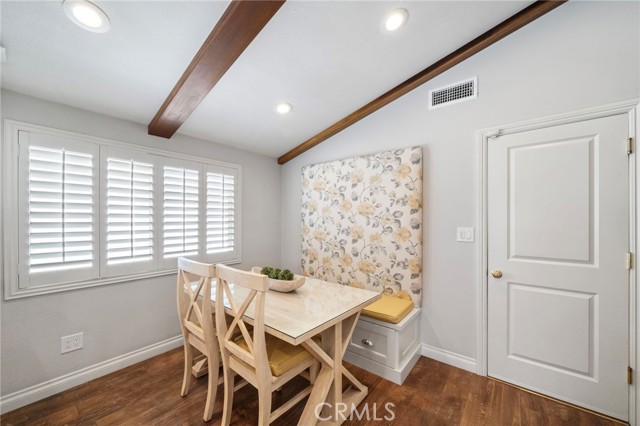 Detail Gallery Image 10 of 38 For 9181 Sherry Cir, Huntington Beach,  CA 92646 - 4 Beds | 2 Baths