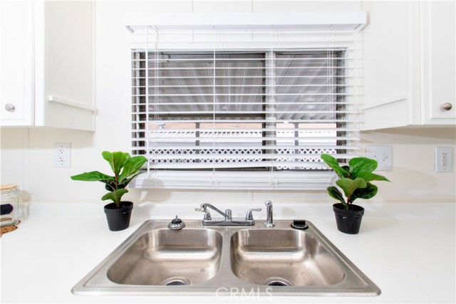 Detail Gallery Image 7 of 24 For 7425 Church Street Spc 134,  Yucca Valley,  CA 92284 - 2 Beds | 2 Baths